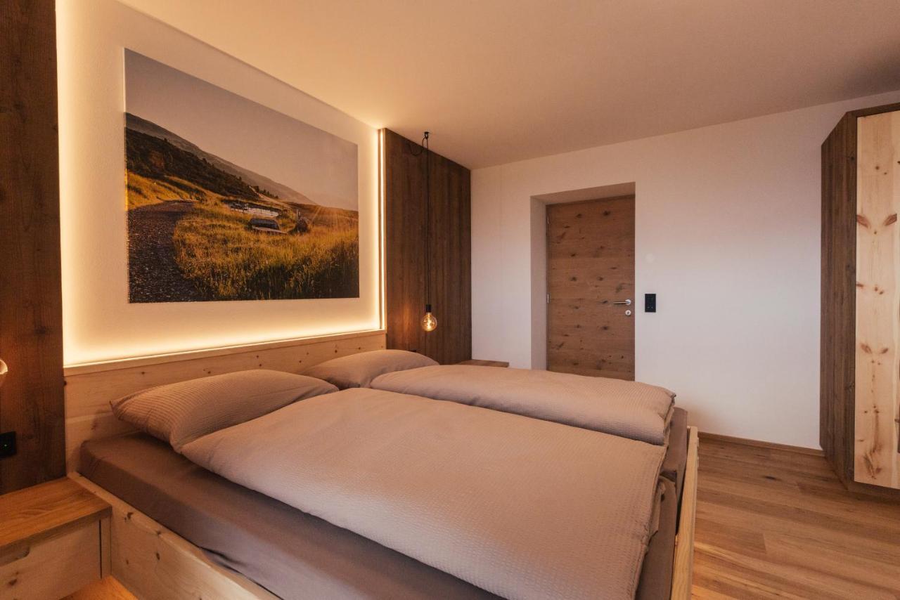Alpenglow Apartments コッラルボ エクステリア 写真
